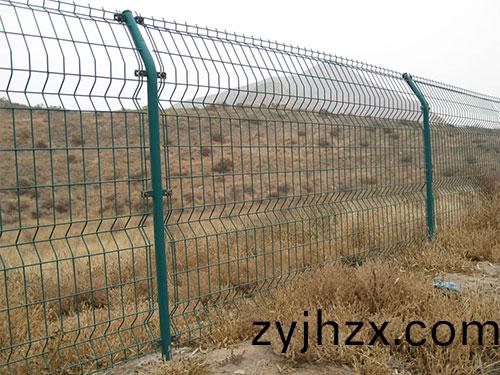 雙(shuang)邊(bian)護(hu)欄(lan)網